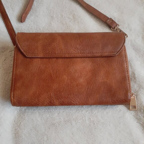 Urban Expressions Brown Vegan Leather Crossbody Wallet Bag - Picture 13 of 15